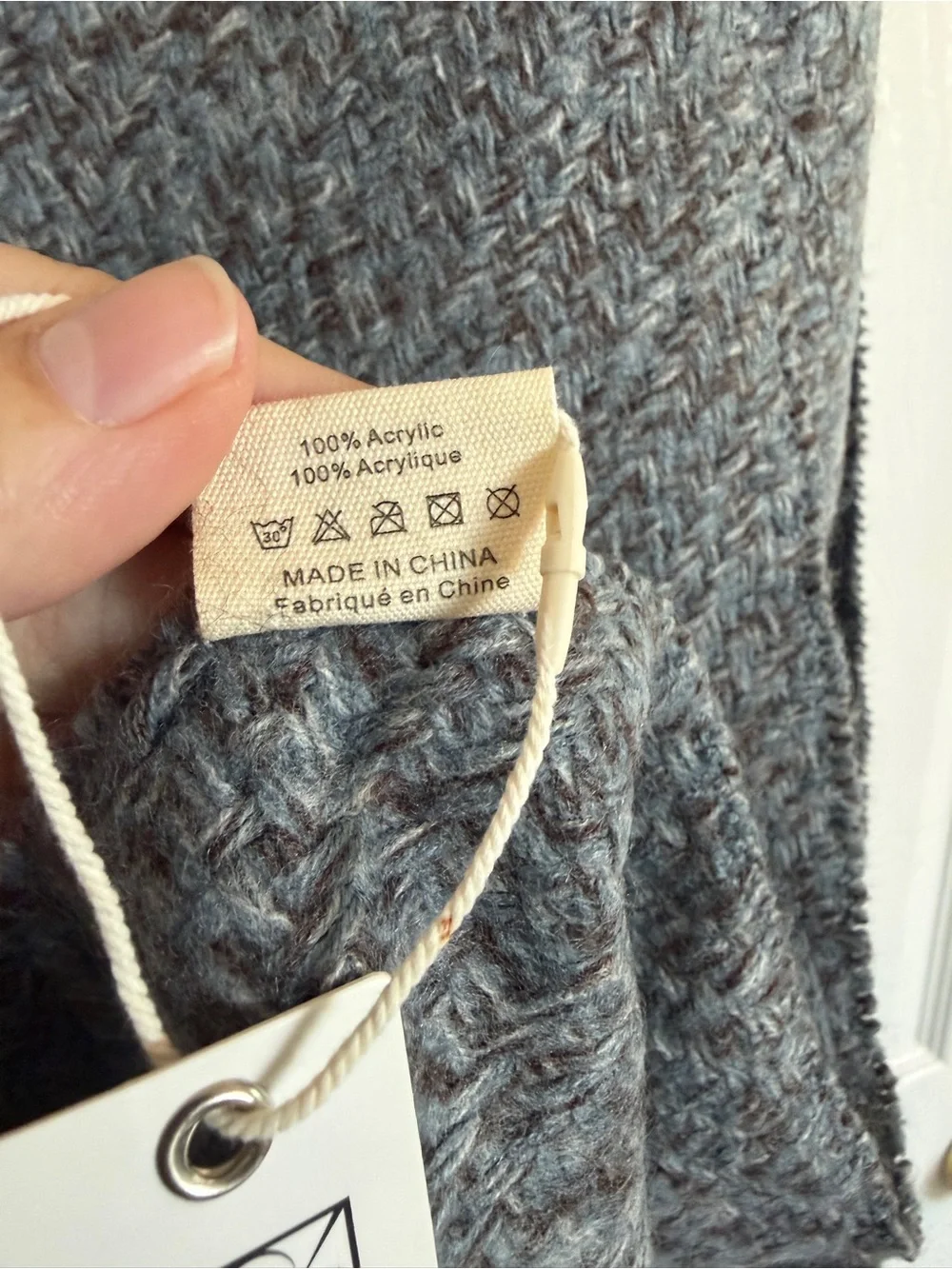 Pretty Persuasions lightweight knit